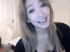Cute Asian nurse masturbation at homemade - Asian Webcam 2022121905