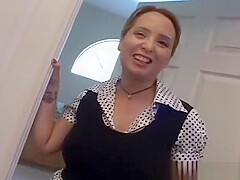 Guy joins 2 girlfriends for threesome