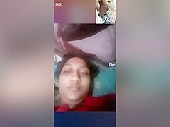 Today Exclusive-desi Bhabhi Showing Her Pussy On Video Call