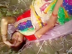 Exclusive- Desi Randi Bhabhi Outdoor Sex With 2 Young Guys