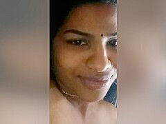 Today Exclusive- Desi Tamil Girl Showing Her Boobs And Pussy On Video Call Part 1