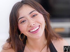 Beauty Says Tonight Your Going To Cum Harder Than You Ever Have -s19:e7 - Chloe Surreal